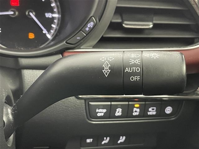 Mazda MAZDA3 2019 8272140-11