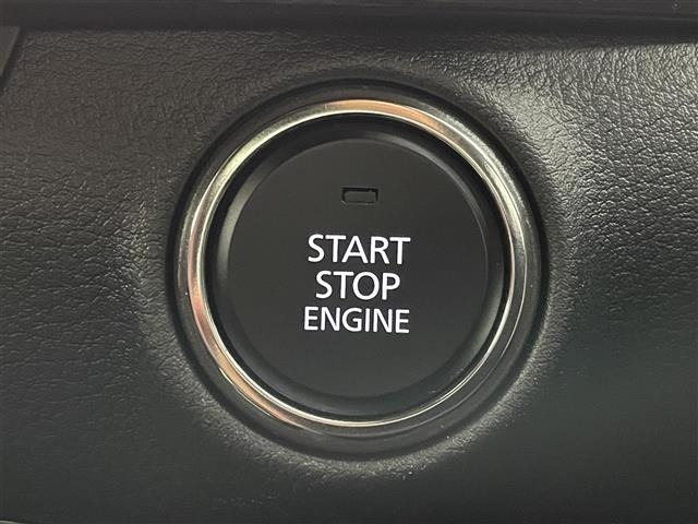 Mazda MAZDA3 2019 8272140-4