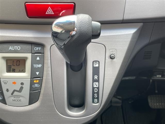 Daihatsu MOVE 2012 8271860-11