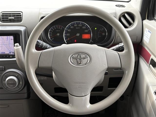 Toyota PIXIS SPACE 2012 8270131-8