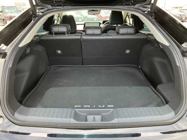 Toyota PRIUS 2023 8272233-13