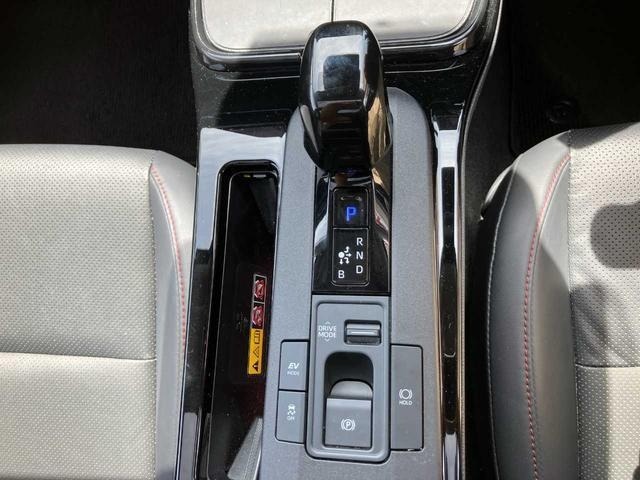 Toyota PRIUS 2023 8272233-20