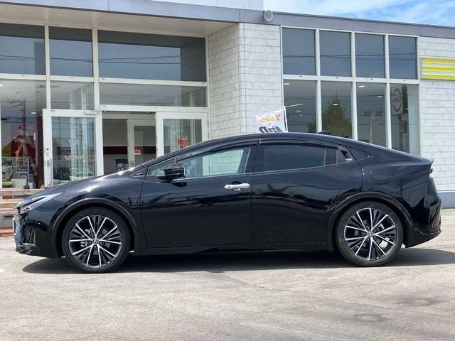 Toyota PRIUS 2023 8272233-25
