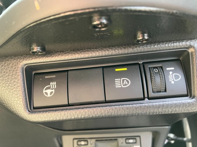 Toyota PRIUS 2023 8272233-4