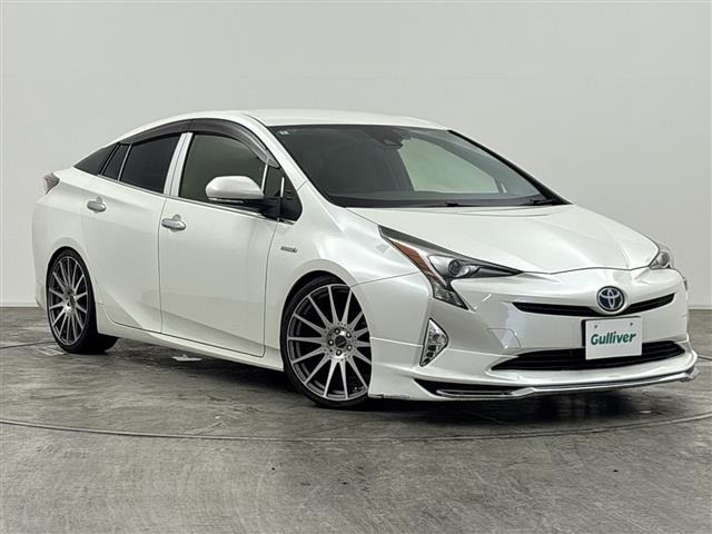 Toyota PRIUS 2016 8272299-0