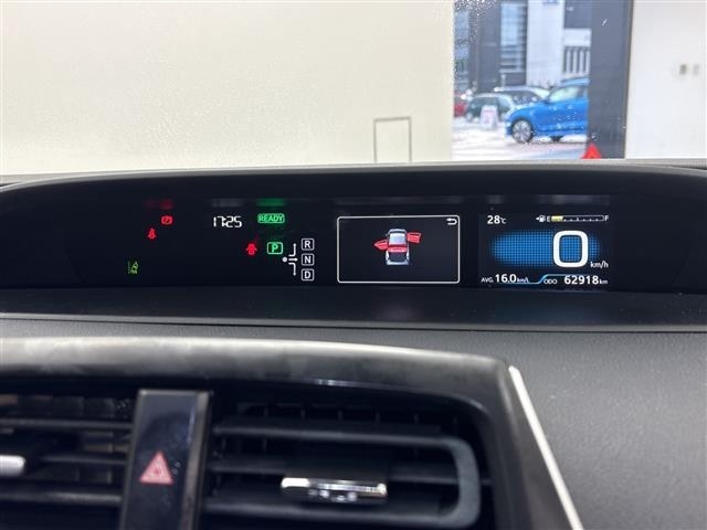 Toyota PRIUS 2016 8272299-6