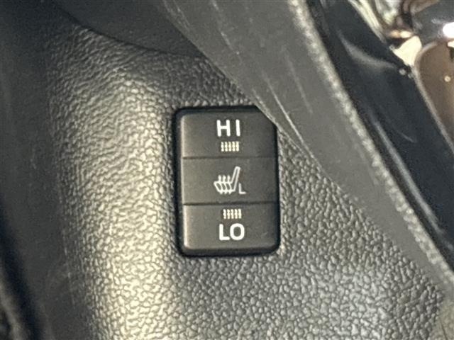 Toyota PRIUS 2016 8272299-8