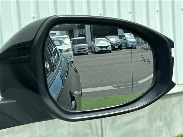 Toyota PRIUS 2023 8272300-18