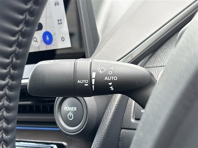 Toyota PRIUS 2023 8272300-2