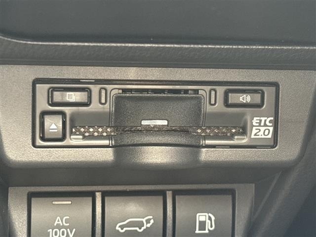 Toyota PRIUS 2023 8272300-21
