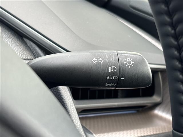 Toyota PRIUS 2023 8272300-4