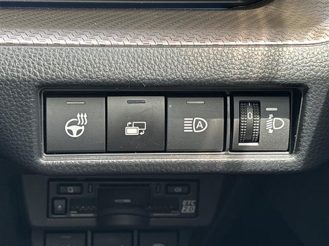 Toyota PRIUS 2023 8272300-8