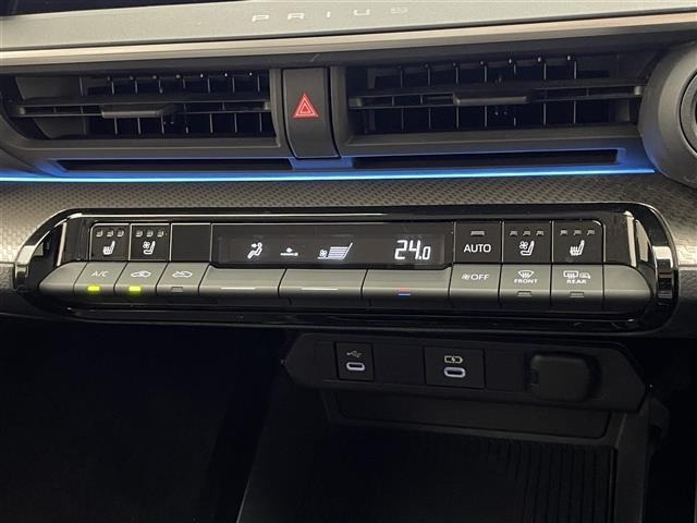 Toyota PRIUS 2025 8272303-3