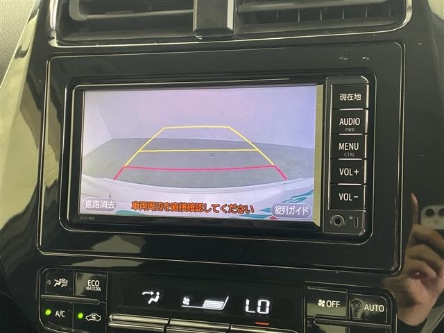 Toyota PRIUS 2017 8272304-15