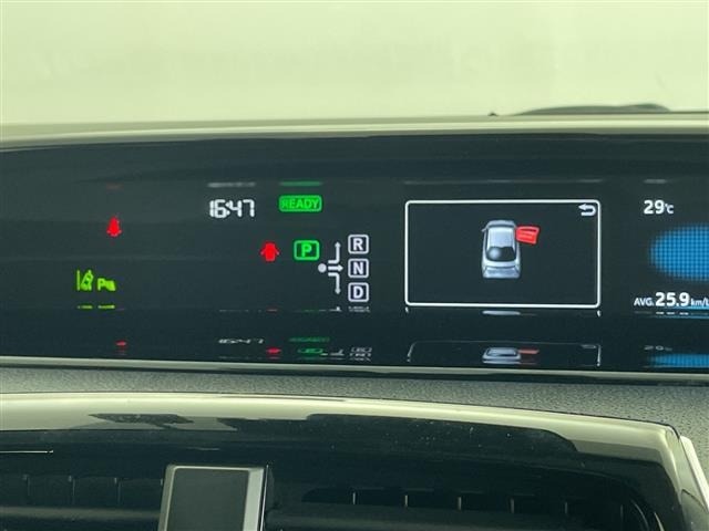 Toyota PRIUS 2017 8272304-2