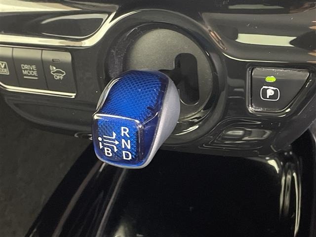 Toyota PRIUS 2017 8272304-20