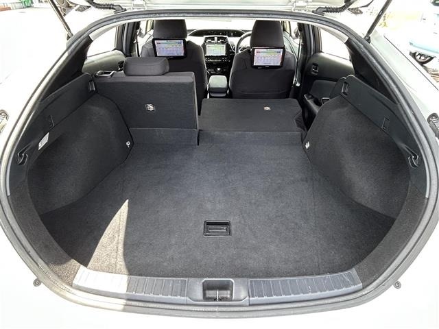 Toyota PRIUS 2016 8272305-13
