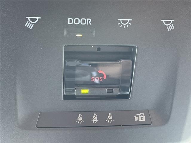 Toyota PRIUS 2024 8272307-6