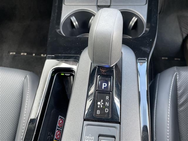 Toyota PRIUS 2024 8272307-8