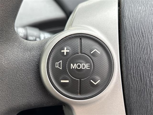 Toyota PRIUS 2013 8272312-11