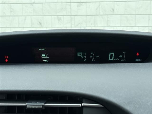 Toyota PRIUS 2013 8272312-17