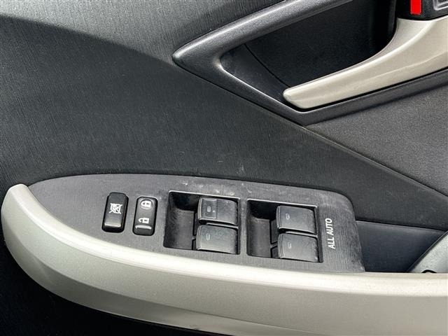 Toyota PRIUS 2013 8272312-2