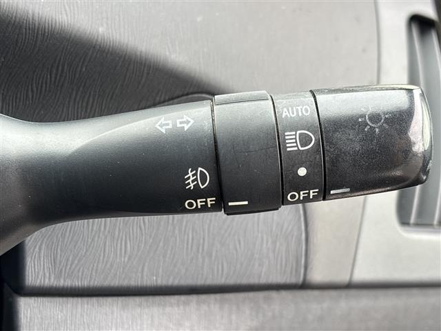 Toyota PRIUS 2013 8272312-22