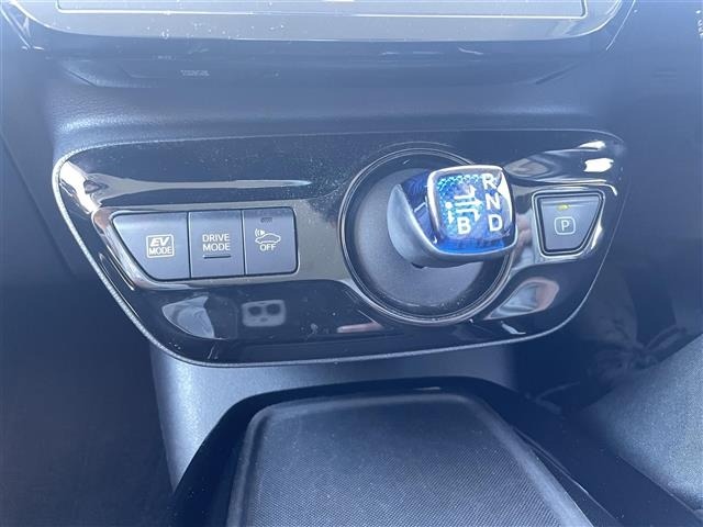 Toyota PRIUS 2019 8272316-18