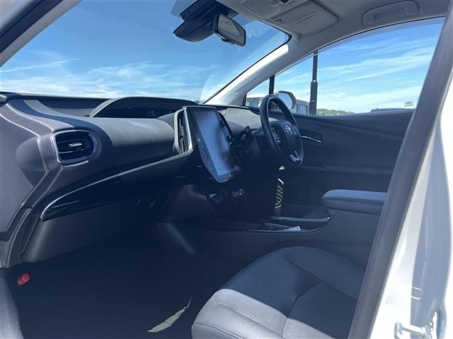 Toyota PRIUS 2019 8272316-2