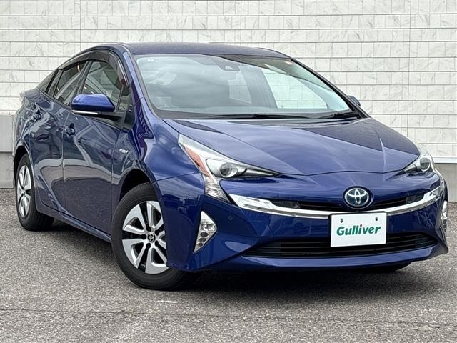 Toyota PRIUS 2018 8272318-0