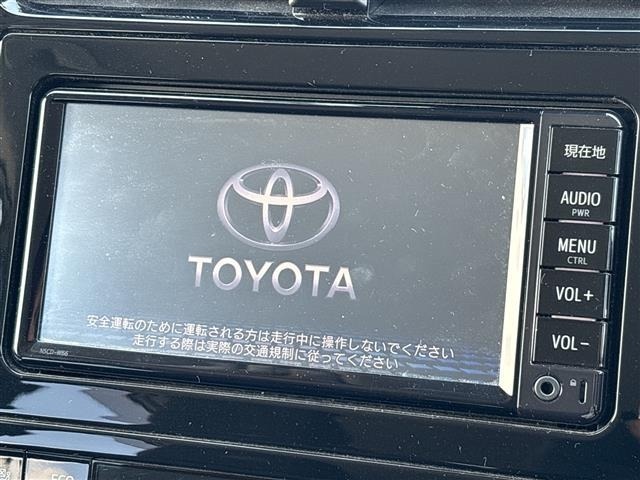 Toyota PRIUS 2018 8272318-11