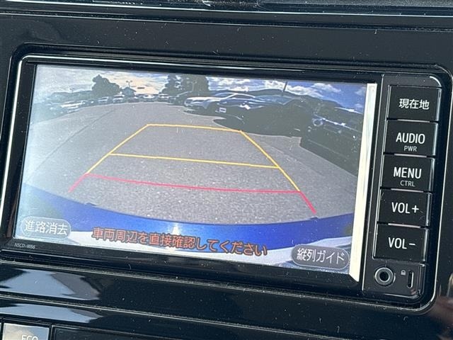 Toyota PRIUS 2018 8272318-12