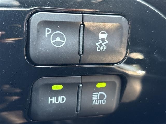 Toyota PRIUS 2018 8272318-5