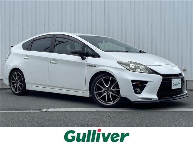 Toyota PRIUS 2014 8272320-0