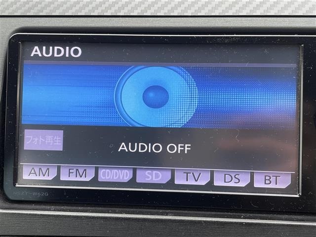 Toyota PRIUS 2014 8272320-7