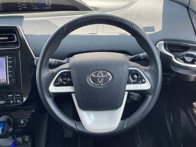 Toyota PRIUS 2016 8272321-14