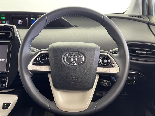 Toyota PRIUS 2017 8272322-21