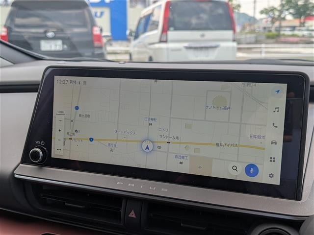 Toyota PRIUS 2023 8272323-15