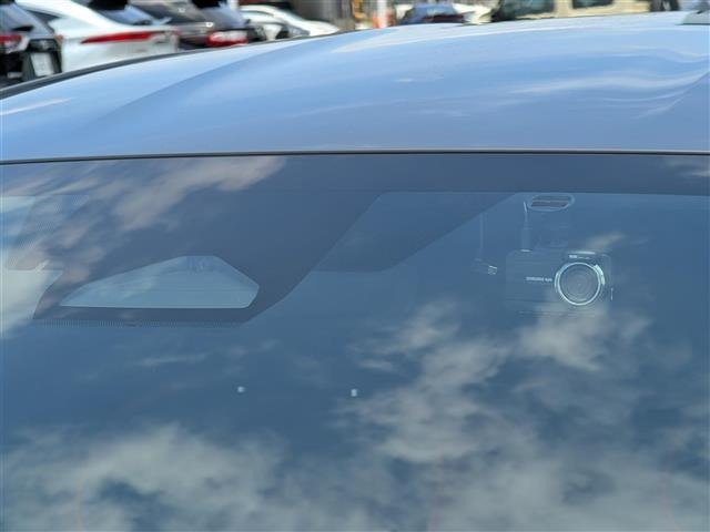 Toyota PRIUS 2023 8272323-17