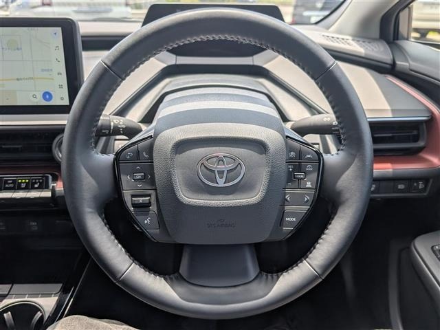 Toyota PRIUS 2023 8272323-2