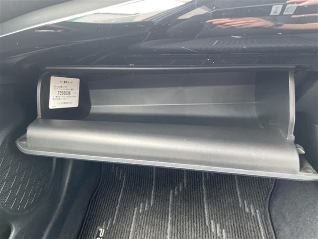 Toyota PRIUS 2016 8272324-11