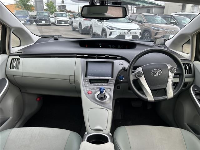 Toyota PRIUS 2015 8272326-15