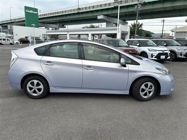 Toyota PRIUS 2015 8272326-6