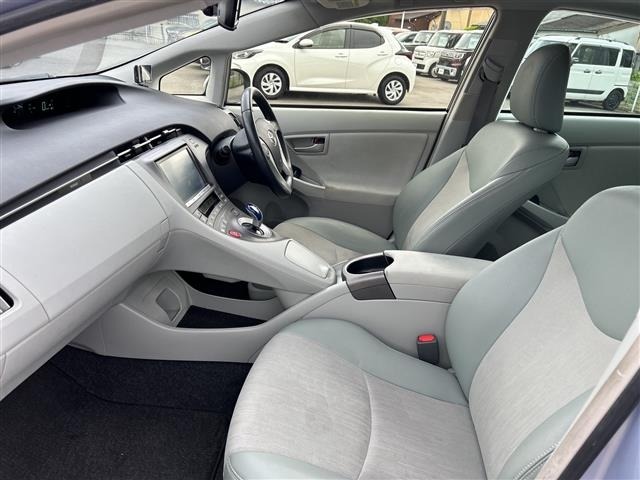 Toyota PRIUS 2015 8272326-7
