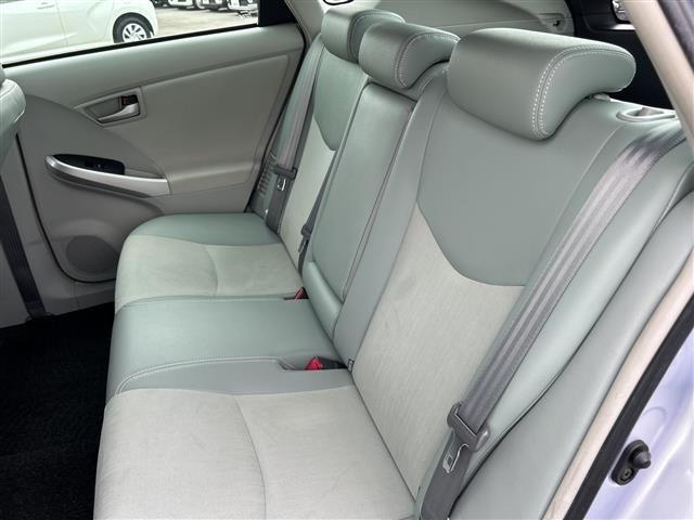 Toyota PRIUS 2015 8272326-9