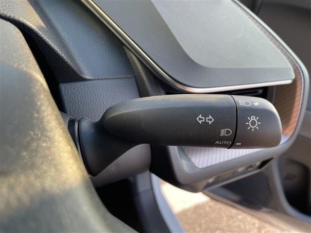 Toyota PRIUS 2023 8272327-10