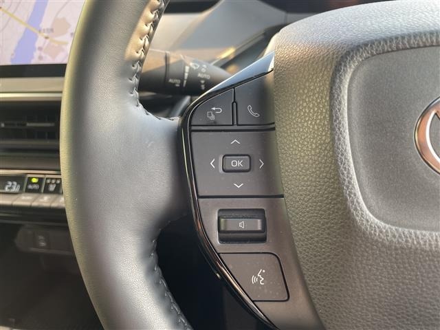 Toyota PRIUS 2023 8272327-7
