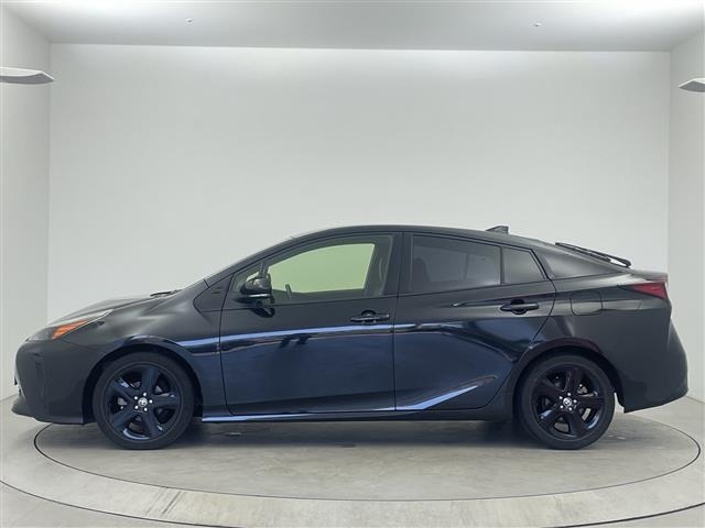 Toyota PRIUS 2022 8272330-2