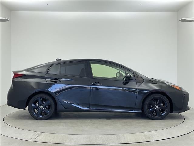 Toyota PRIUS 2022 8272330-22