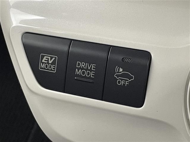 Toyota PRIUS 2019 8272331-11